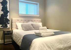 Private Entry 2 Bedrooms Entire Suite Free Parking Near Skytrain Metrotown